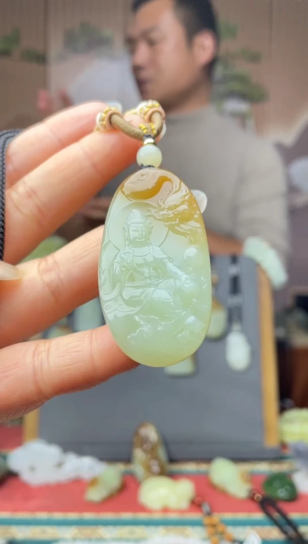 颈饰未镶嵌和田玉拍一发一