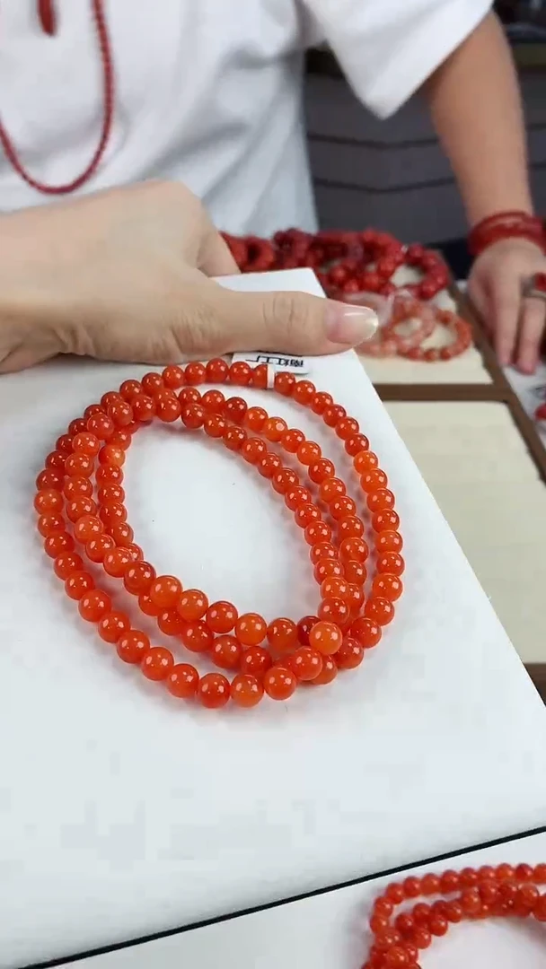 未镶嵌滴水洞多圈7mm南红玛瑙一个/条