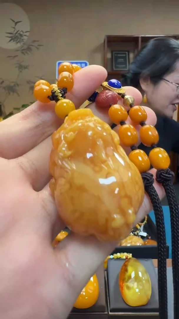 琥珀吊坠(不含链)未镶嵌天然保真蜜蜡貔貅套装（送绳子）
