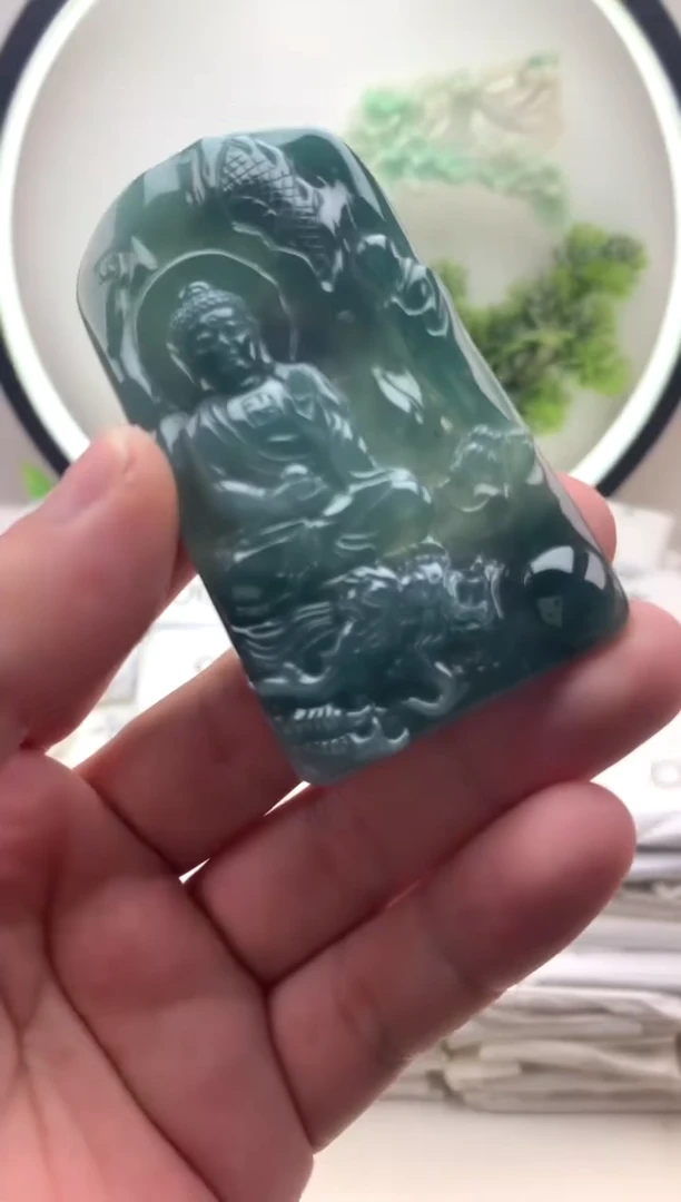 颈饰未镶嵌翡翠阿弥陀佛