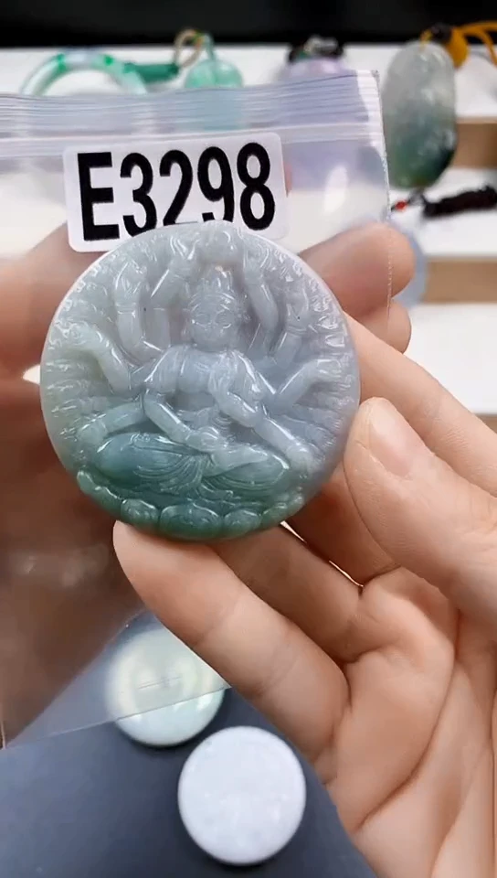 颈饰未镶嵌翡翠天然翡翠吊坠挂件