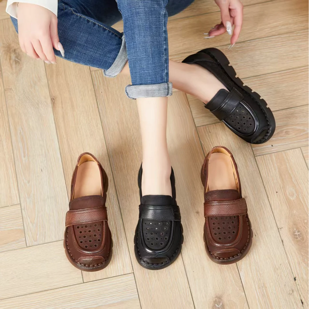 陇上红牛68001女士真皮中老年透气不臭脚超软洞洞镂空妈妈凉鞋