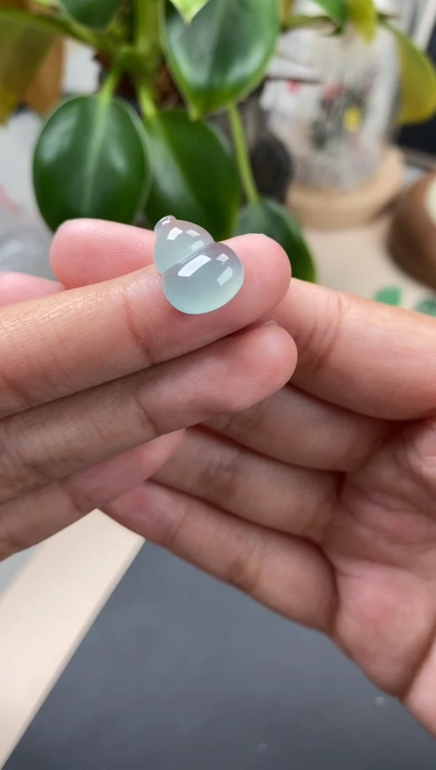 【闪购商品】翡翠颈饰未镶嵌翡翠冰种葫芦