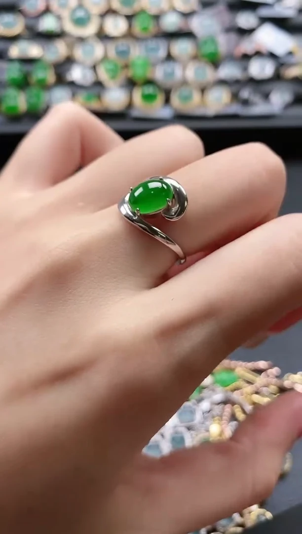 【闪购商品】翡翠戒指银S925镶嵌51511