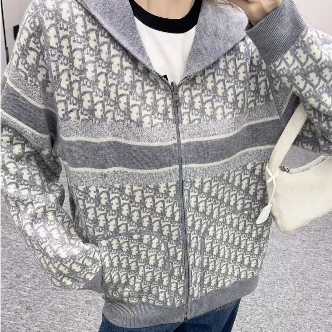 [56]编码宽松针织衫新款老式大提花连帽秋冬新款宽松厚款针织衫