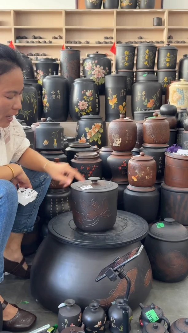 罐瑕疵茶叶罐 小五饼荷花 415