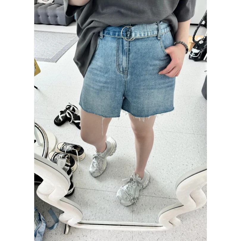 晶咕【潮流单品】复古牛仔高腰A字宽松显瘦毛边短裤（带腰带）