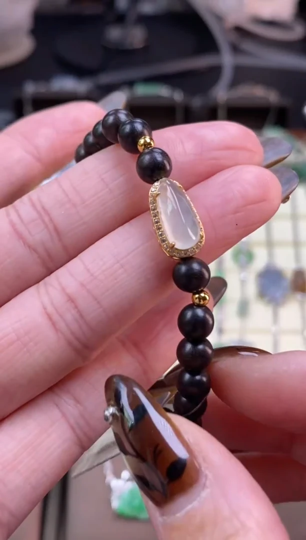 颈饰银S925镶嵌翡翠18010