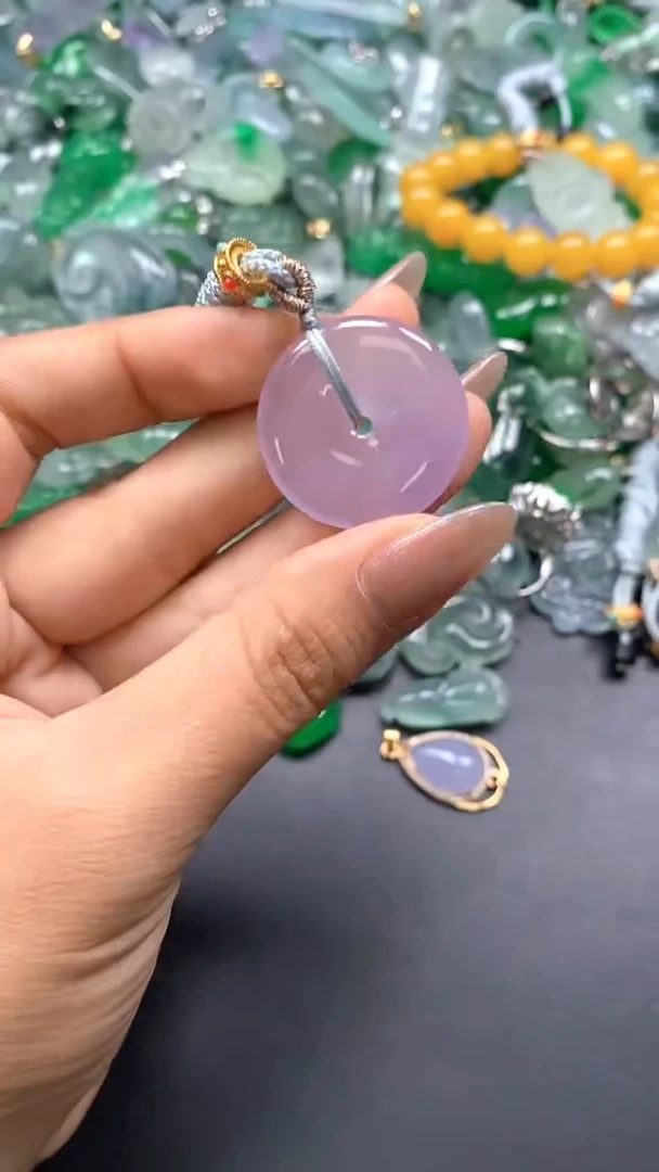 颈饰未镶嵌翡翠(配扣头多样性发其一）180