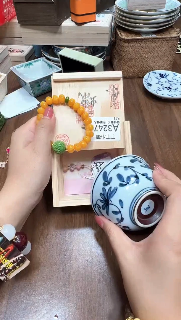 瓷片垚***女A3247
