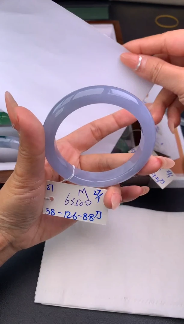 【闪购商品】翡翠手镯未镶嵌手镯