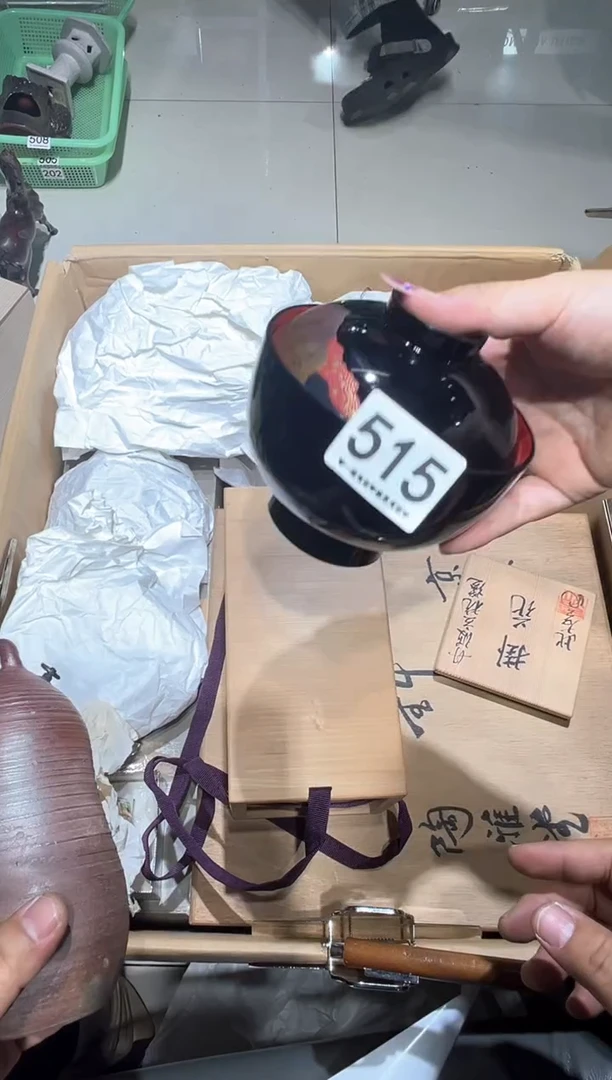 瓷片也515.................