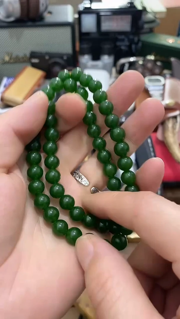 瓷片闪购商品 如图所示