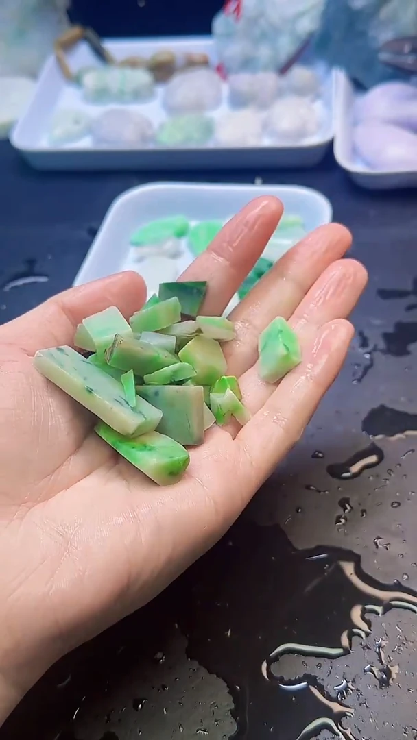 颈饰未镶嵌翡翠060天然A货翡翠