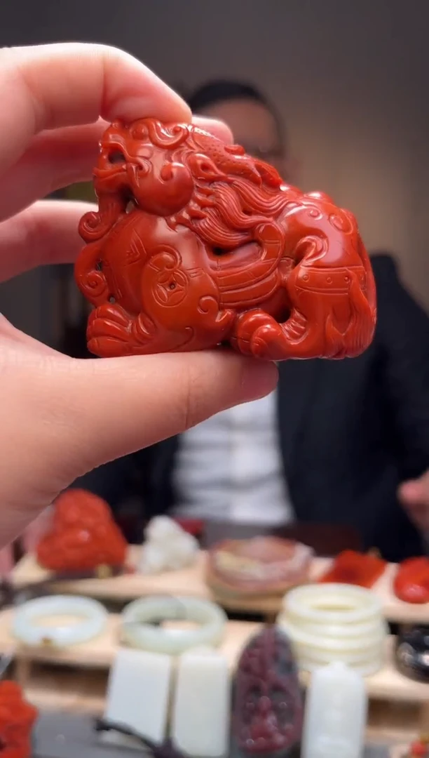 颈饰未镶嵌南红玛瑙吊坠