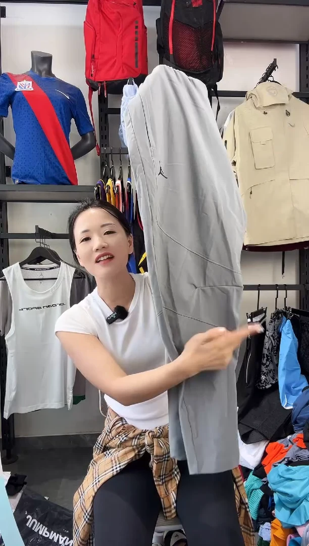 278    ·编码 瑕疵款直播间过款为准 尺码·L