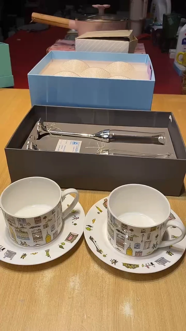 瓷片生活的本意是开心啊@@1