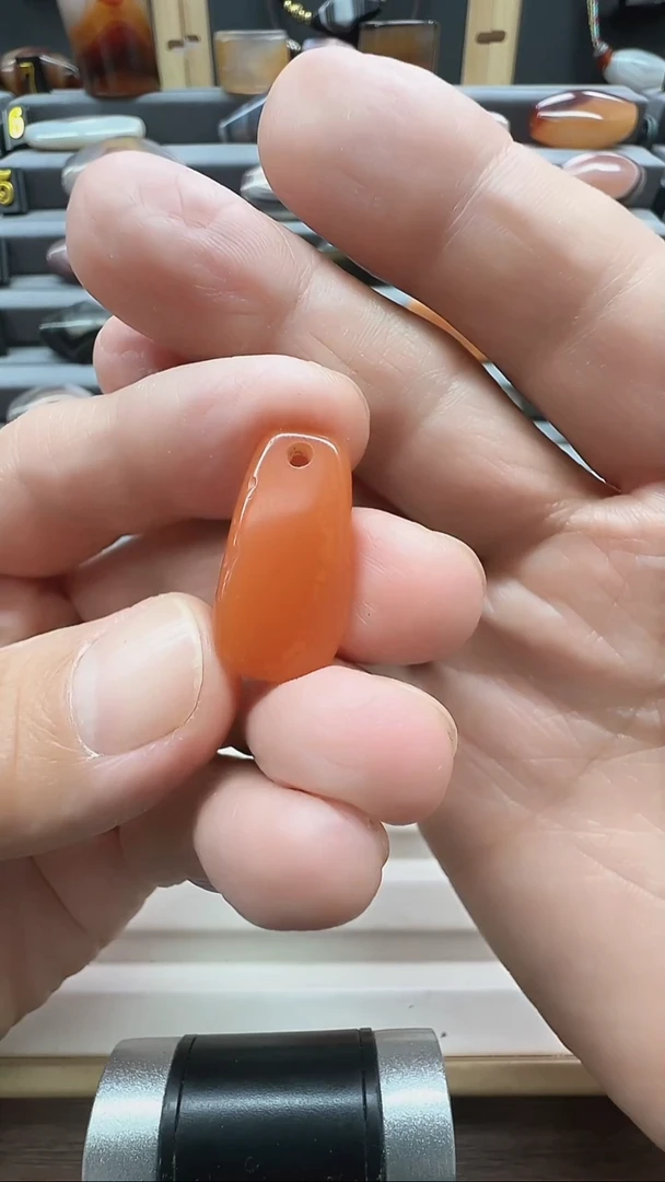 未镶嵌颈饰玛瑙/玉髓南红26*13*6