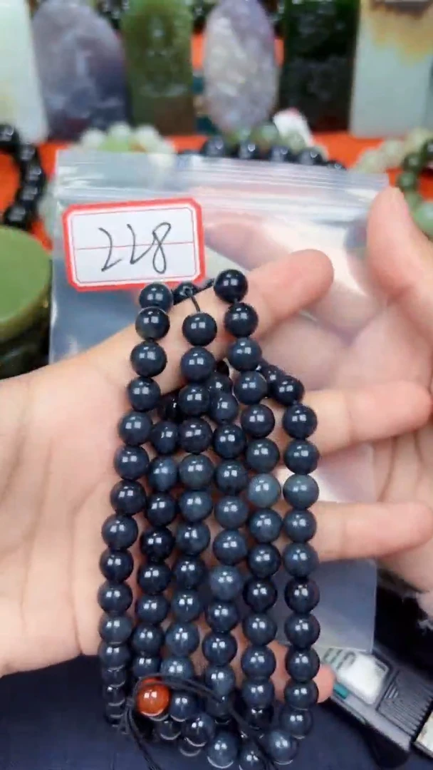 颈饰未镶嵌和田玉和田玉