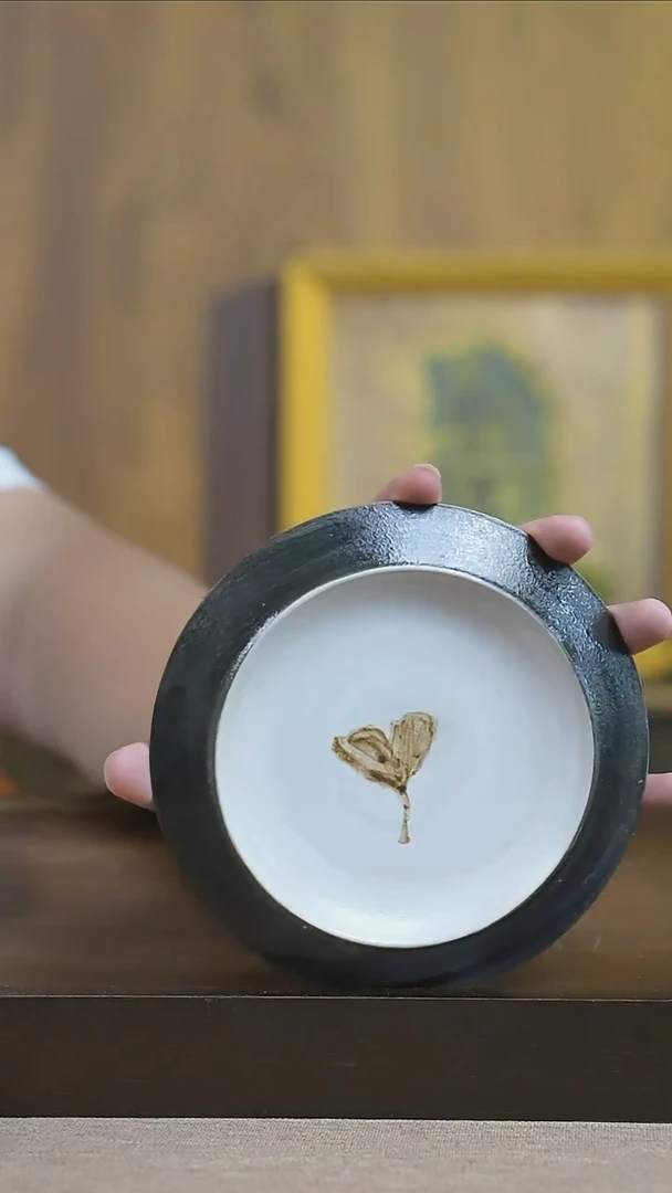 摆件银杏叶粉引黑边小碟