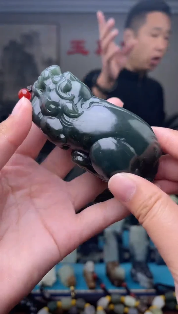 未镶嵌和田玉挂件1