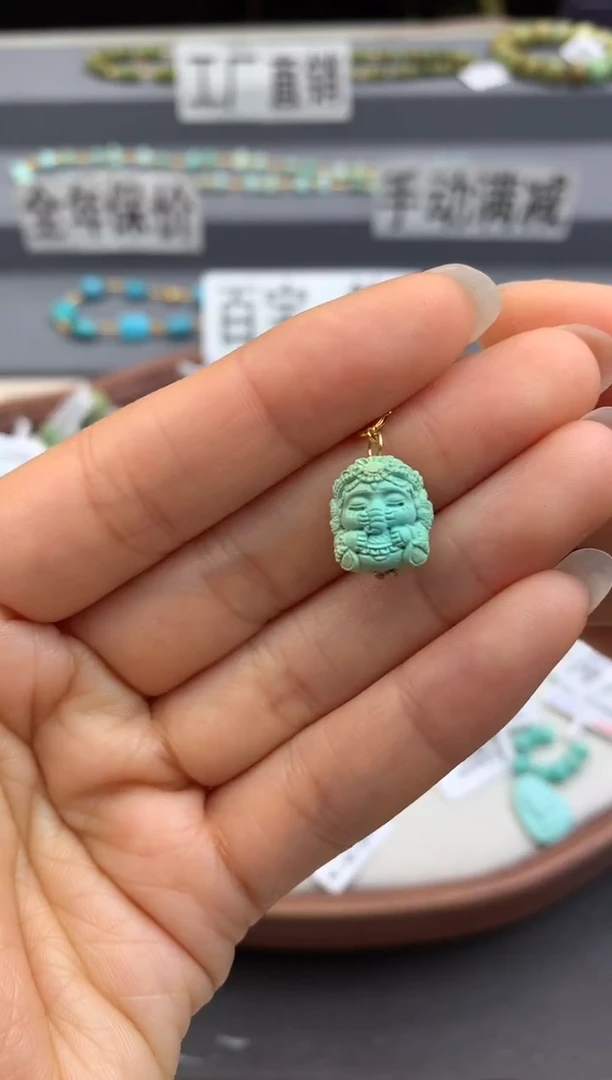 18K金镶嵌绿松石精工雕刻茜.G58