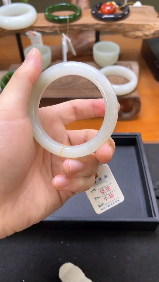 未镶嵌手镯和田玉新疆黑山 53+ 圈4