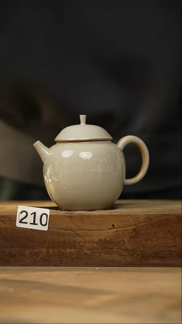 【闪购商品】瓷片福利！落单设计师款小茶壶 福利！！