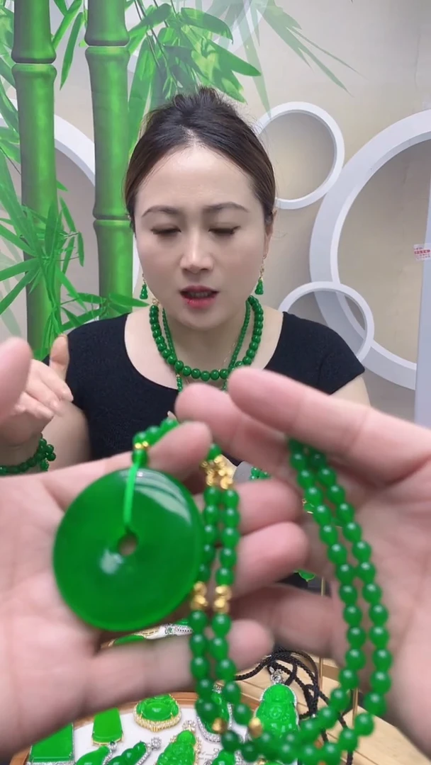 吊坠(赠链)14K金镶嵌翡翠B75
