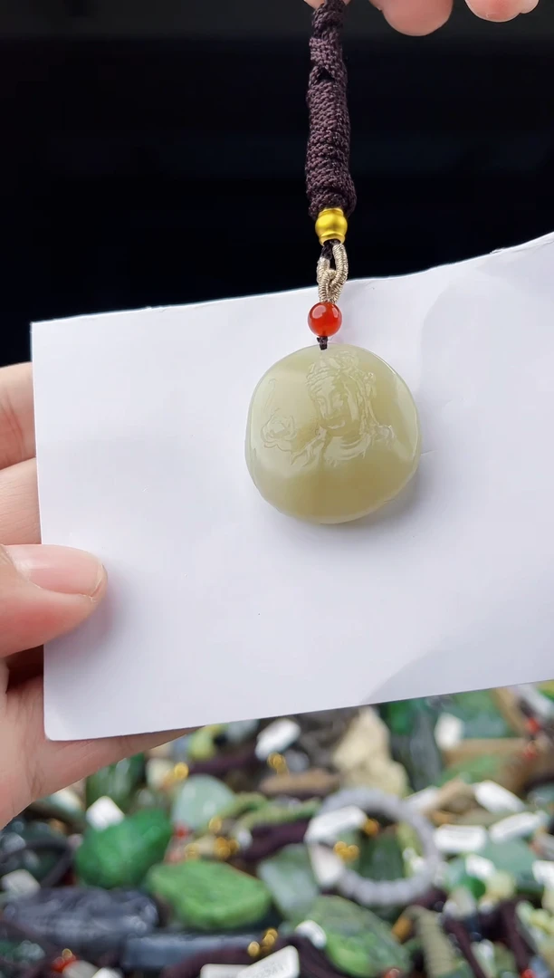 颈饰未镶嵌和田玉1