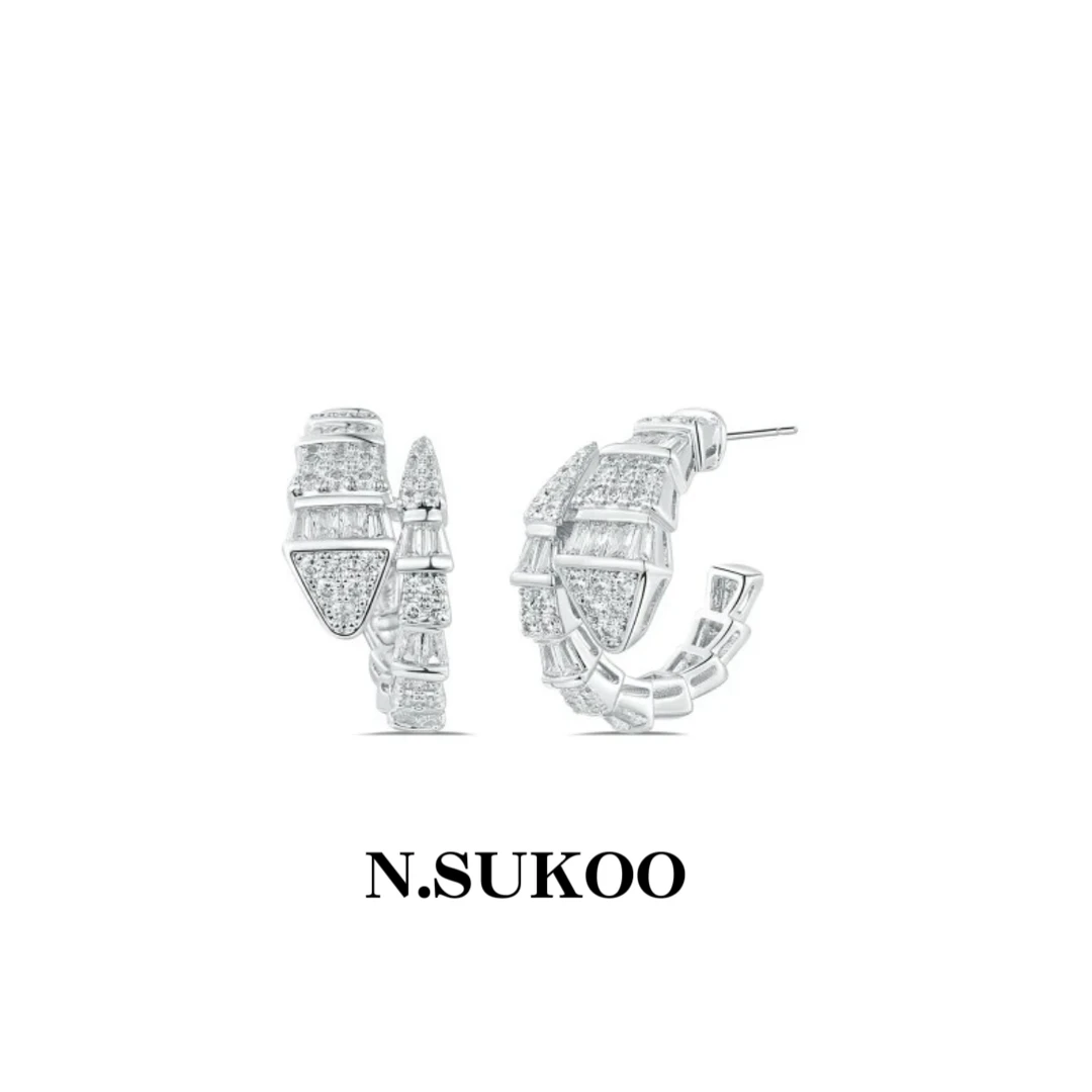 铜合金合成锆石耳饰 E0323 气质时尚个性轻奢小众百搭精致耳环