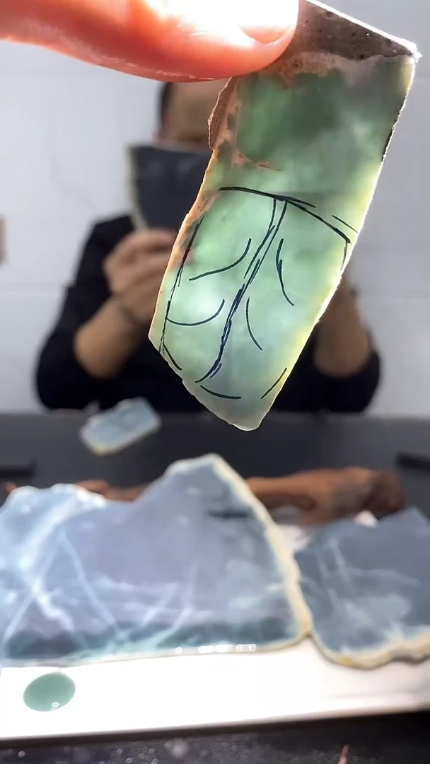 【闪购商品】翡翠挂件未镶嵌天然翡翠A货原料