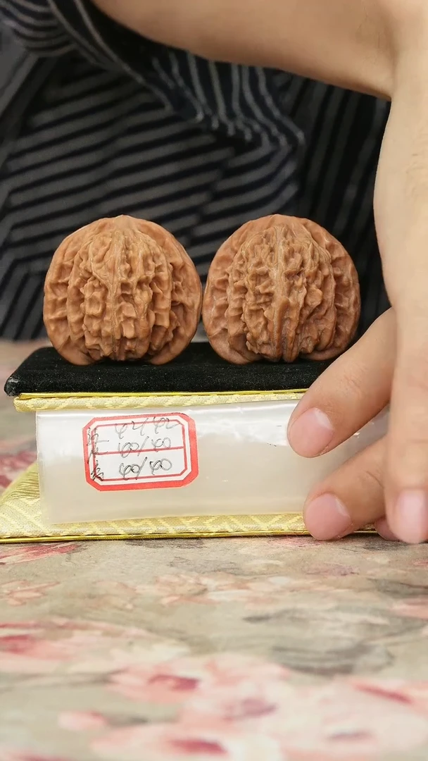 把件文玩核桃平谷四座楼