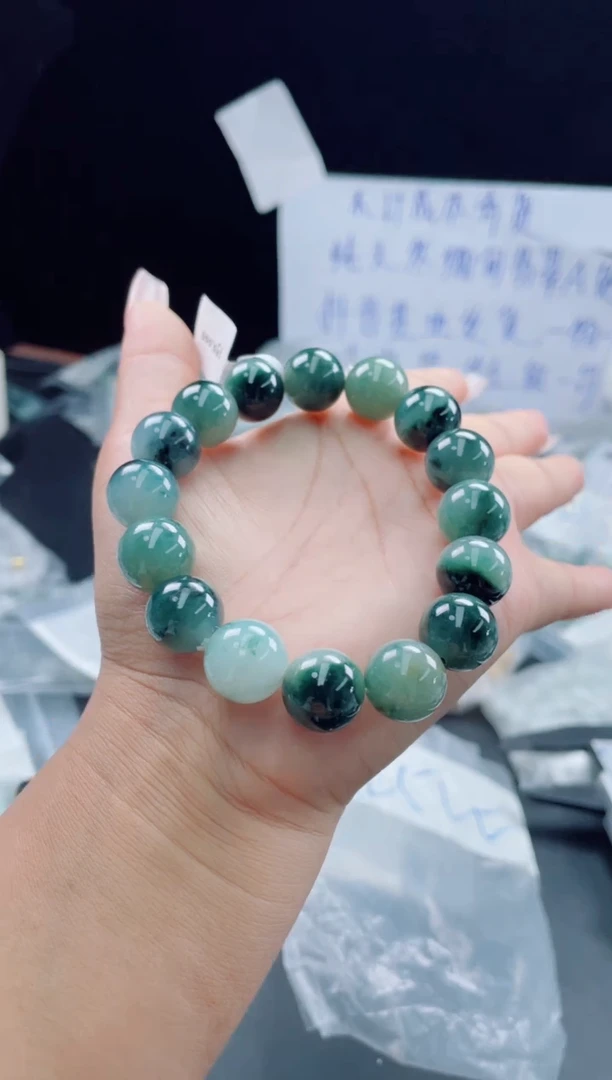 未镶嵌定制翡翠珠串