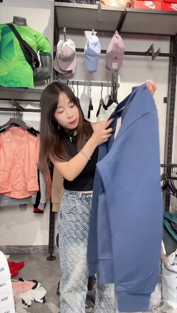 1404  编码 耐克卫衣服饰过款为准 尺码