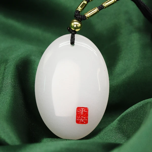 天然新疆玉石椭圆无事牌吊坠金丝玉颈饰平安扣直播间玉牌挂件Y676