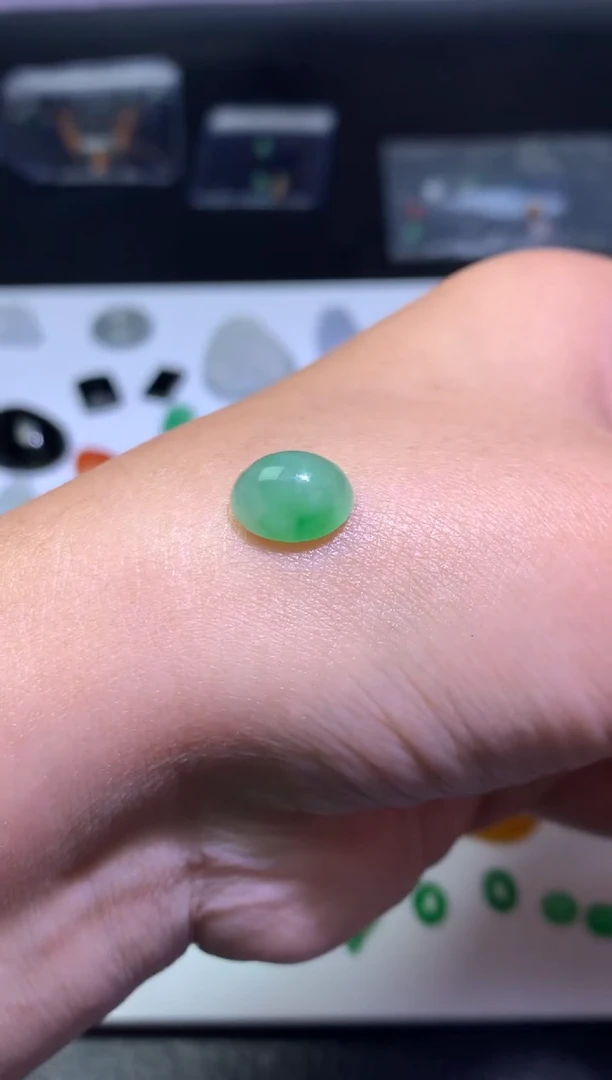 未镶嵌定制翡翠毛货