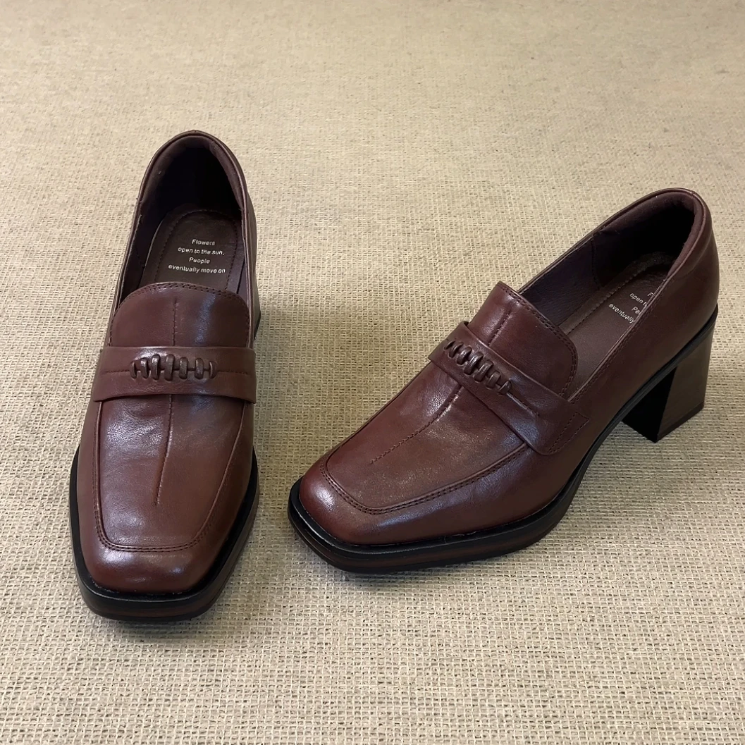 RubyL/7cm小个子复古英伦风百搭舒适一脚蹬方头深口粗跟单鞋女款