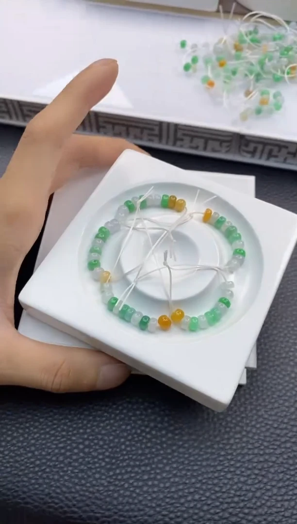 翡翠散珠16天然A货翡翠散珠多样性发10颗