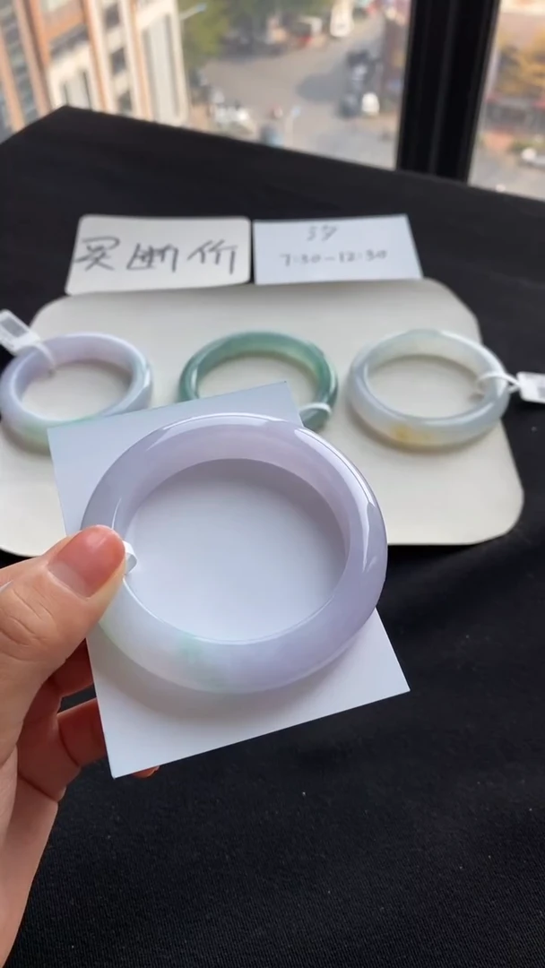 【闪购商品】翡翠手镯未镶嵌53正圈--不退不换