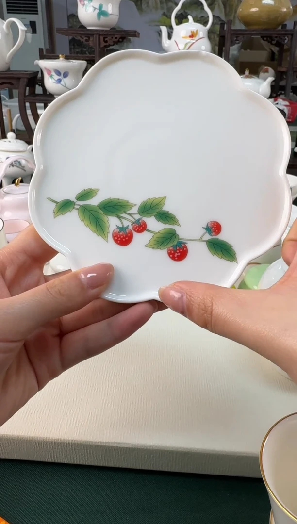 【闪购商品】瓷器 ······.......