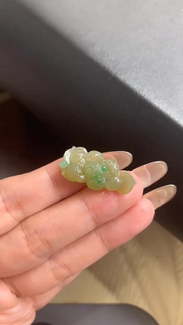 【闪购商品】定制翡翠未镶嵌翡翠