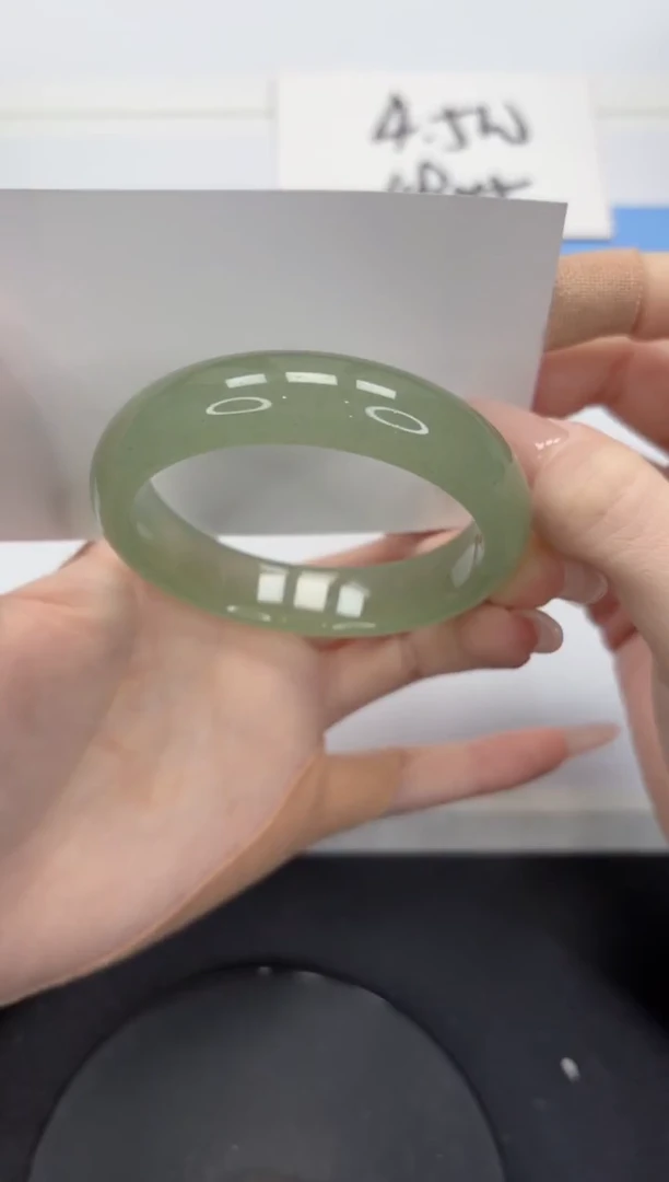 【闪购商品】石英质玉手镯未镶嵌A122-54.8