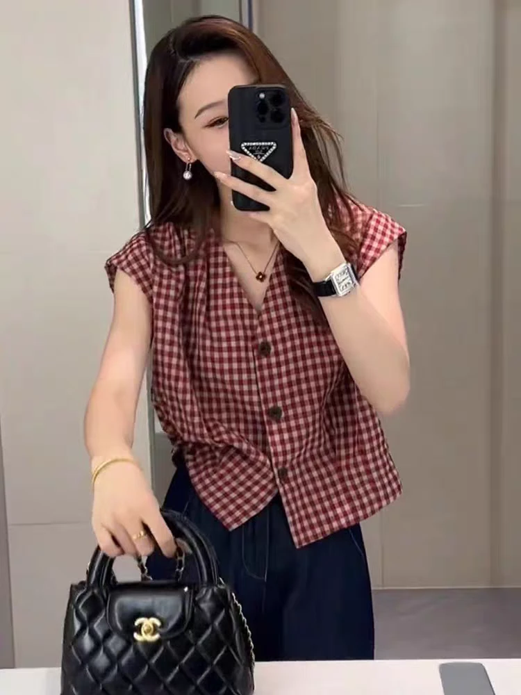 复古格子v领无袖衬衫2025新款女夏季宽松拼色衬衣气质小飞袖上衣