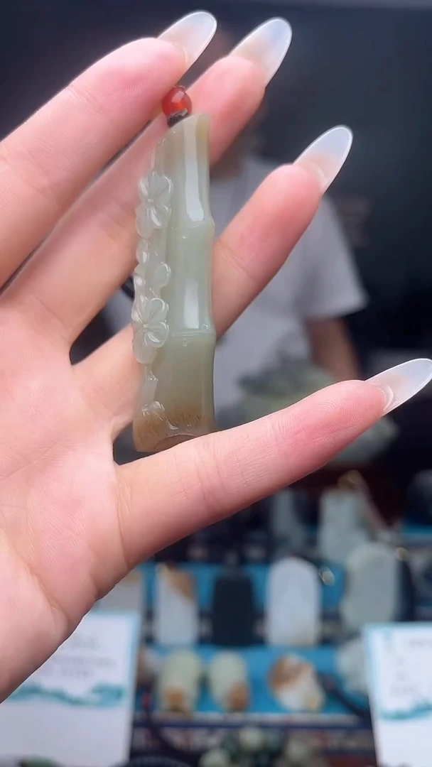 未镶嵌和田玉挂件1