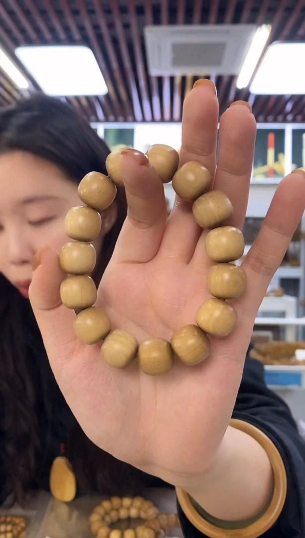 檀香木手串/手链14*15   钢印料  老型珠   6