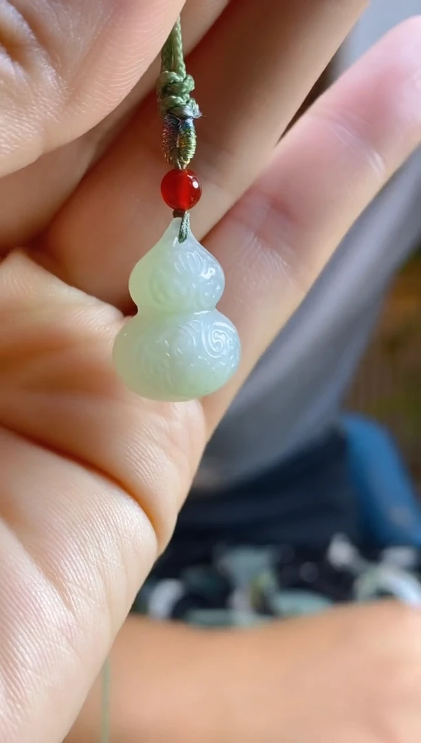 和田玉未镶嵌颈饰多样性发货，拍一发一