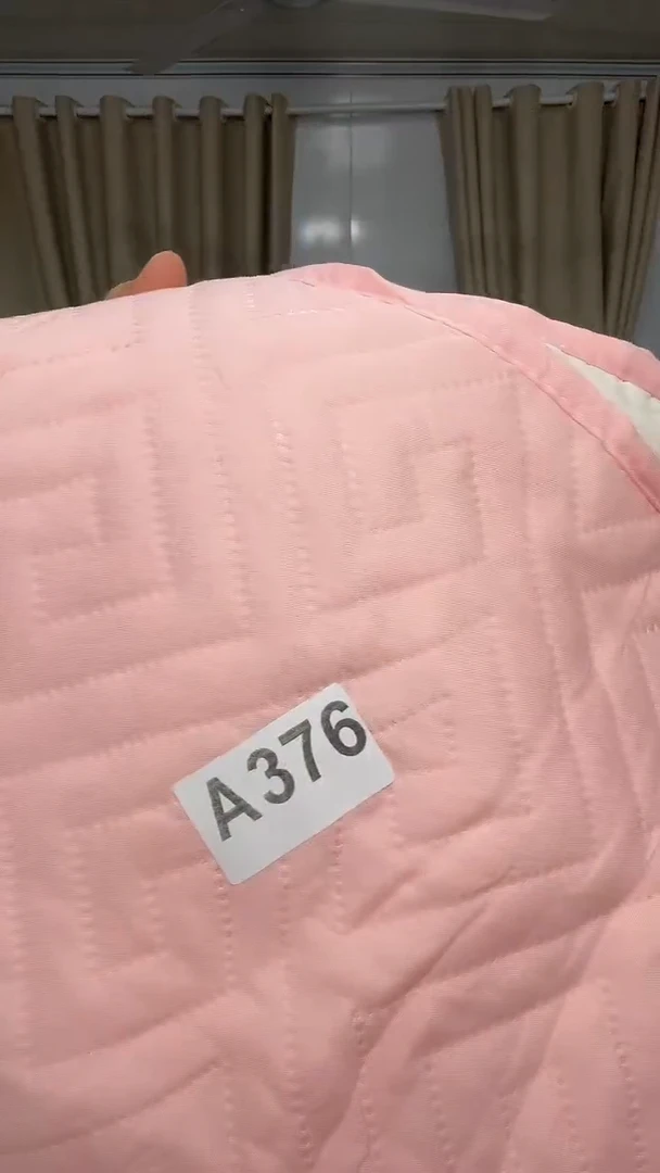 杨**，瑕疵床上用品一物一拍376