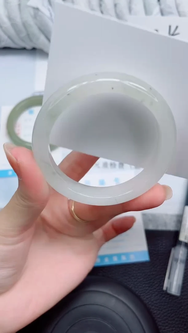 石英质玉手镯未镶嵌49-55