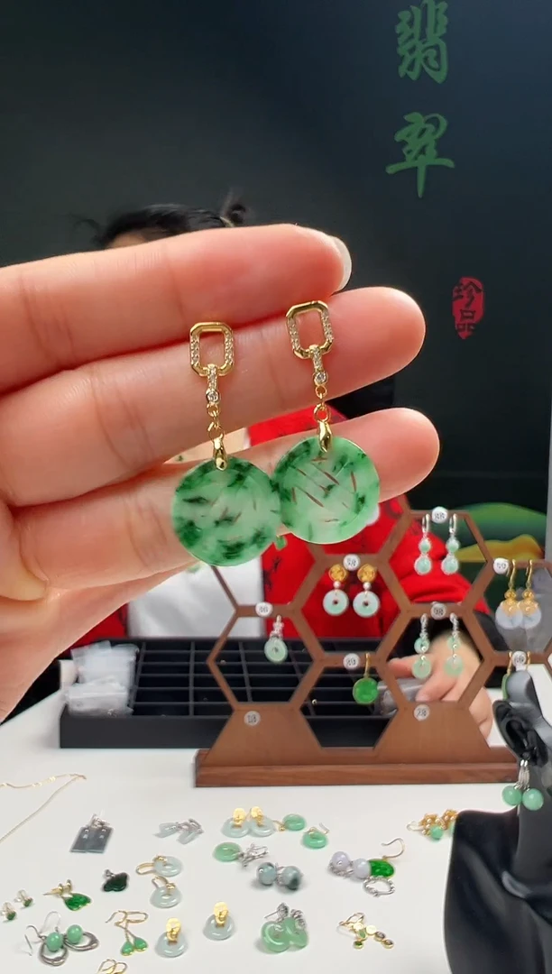 银S925镶嵌翡翠耳饰111